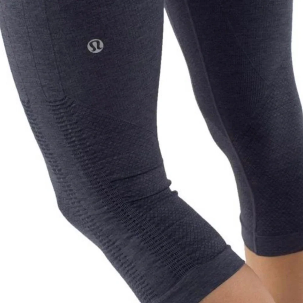 Lululemon Awakening Crop Leggings